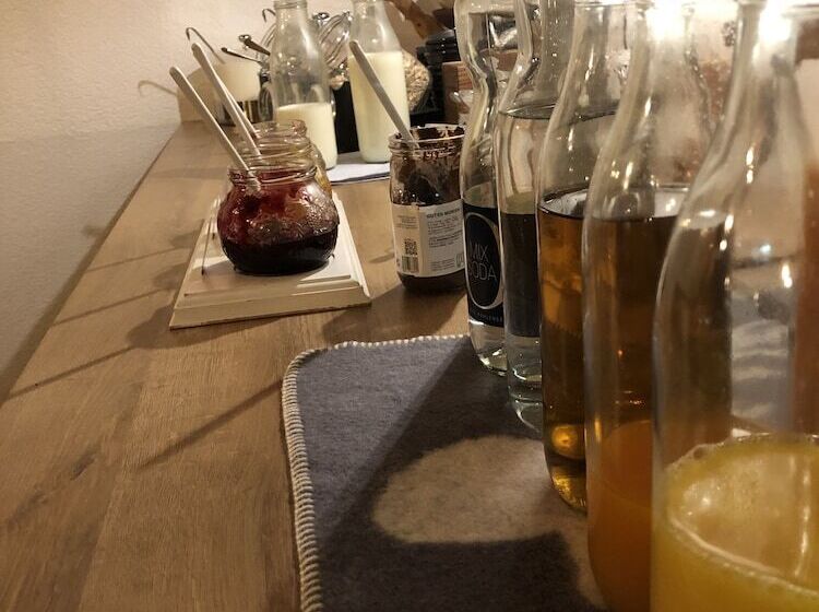 ベッドアンドブレックファースト Pension Posthansl