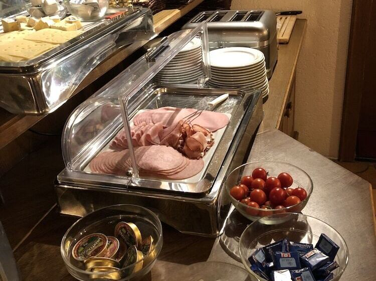 ベッドアンドブレックファースト Pension Posthansl