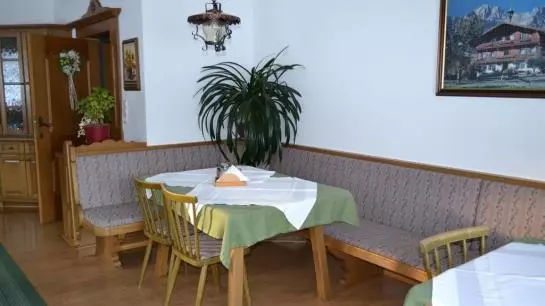 Aamiaismajoitus (B&B) Anker Pension