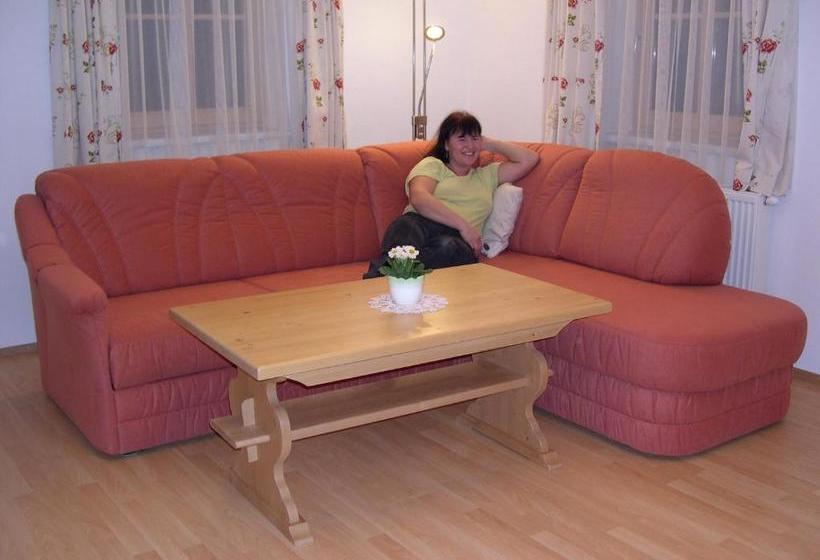 ホテル Ferienhaus Ehrenreith