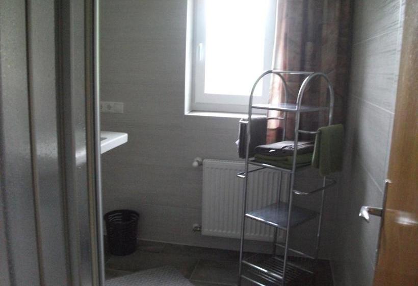 هتل Haus Alpenrose