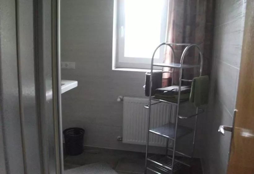 Hotelli Haus Alpenrose