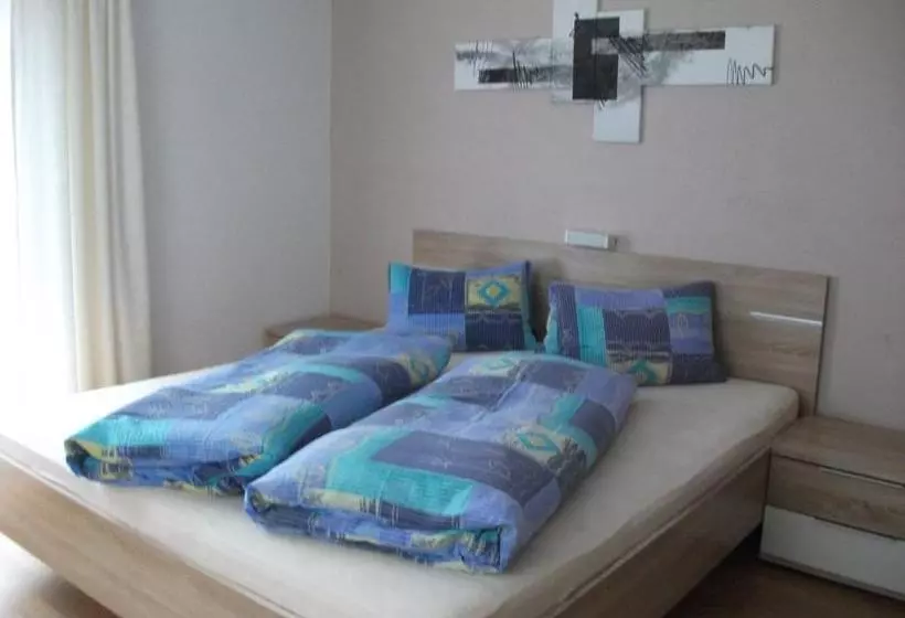 Hotelli Haus Alpenrose