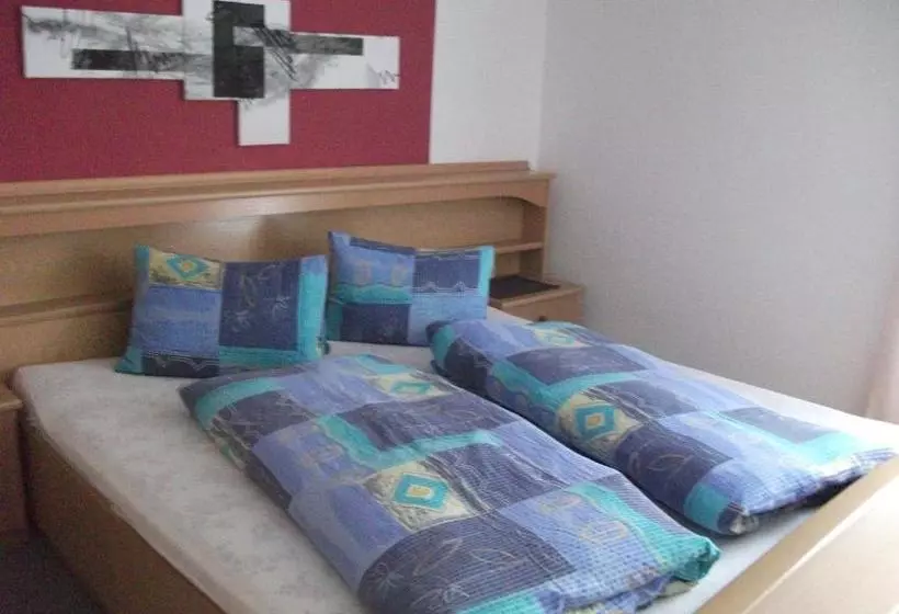 Hotelli Haus Alpenrose