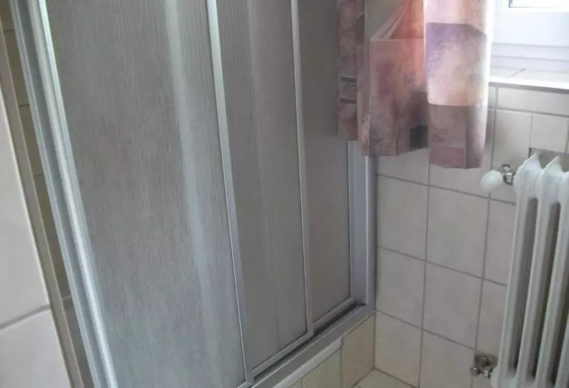 Hotelli Haus Alpenrose