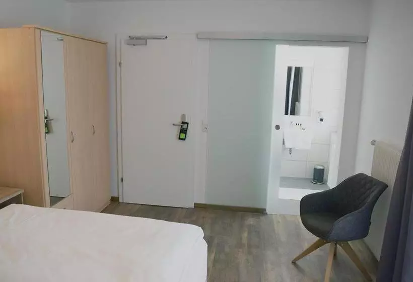 ホテル Kronenhirsch