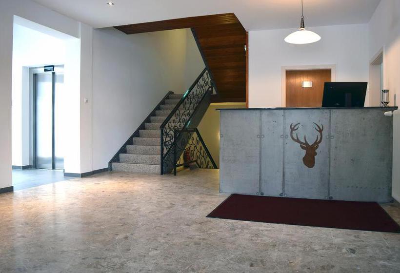 בית מלון כפרי Kronenhirsch