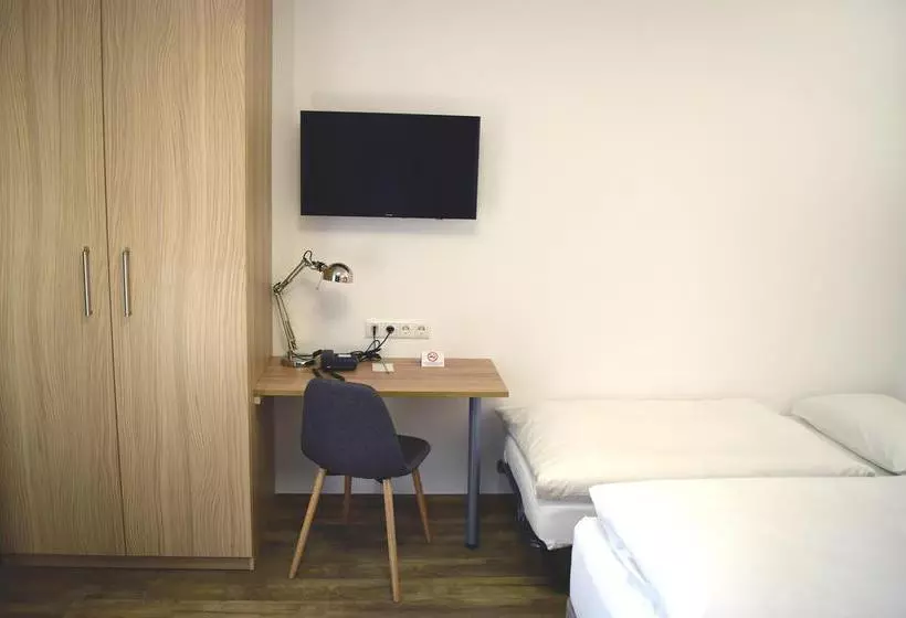 ホテル Kronenhirsch