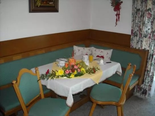 Landhaus & Appartementhaus Haussteiner