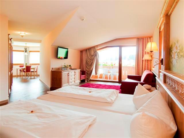 ホテル Magdalena Im Zillertal   Urlaub Mit Hund