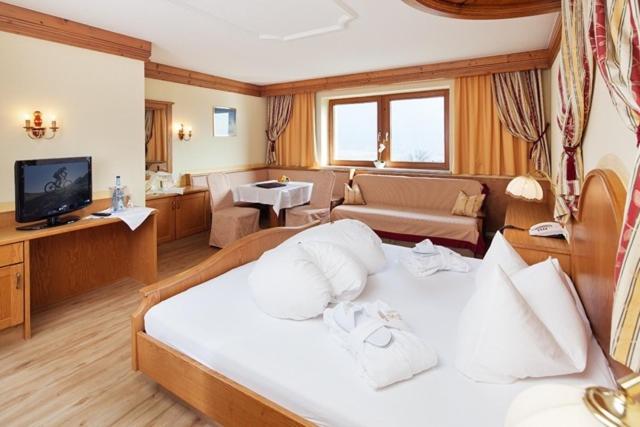 ホテル Magdalena Im Zillertal   Urlaub Mit Hund