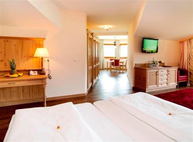 ホテル Magdalena Im Zillertal   Urlaub Mit Hund