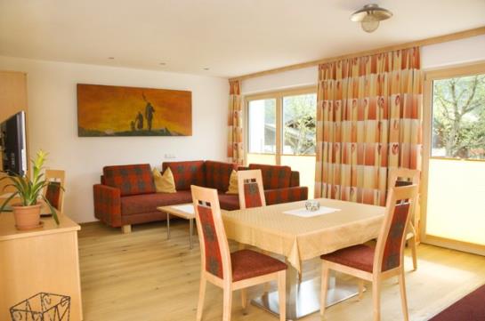 住宿加早餐  Pension Mitteregg