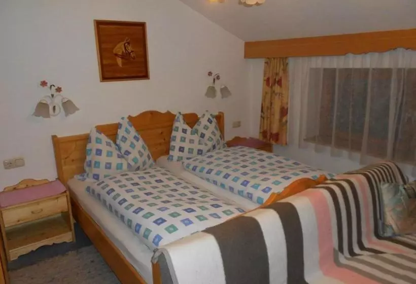 ホテル Appartements Schmiedererhof