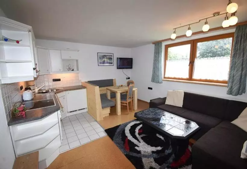 ホテル Appartements Schmiedererhof
