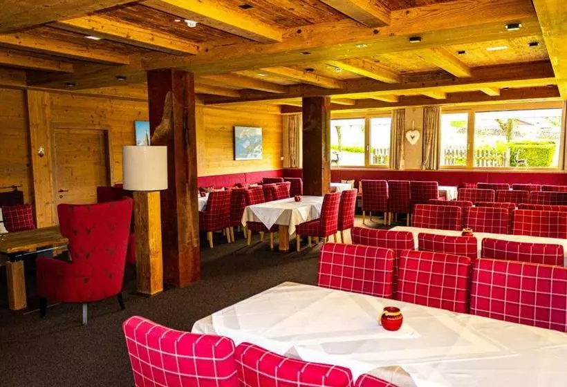 ホテル Schwannerwirt