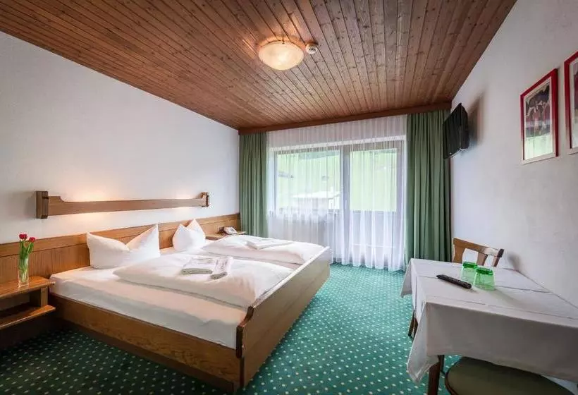 ホテル Schwannerwirt