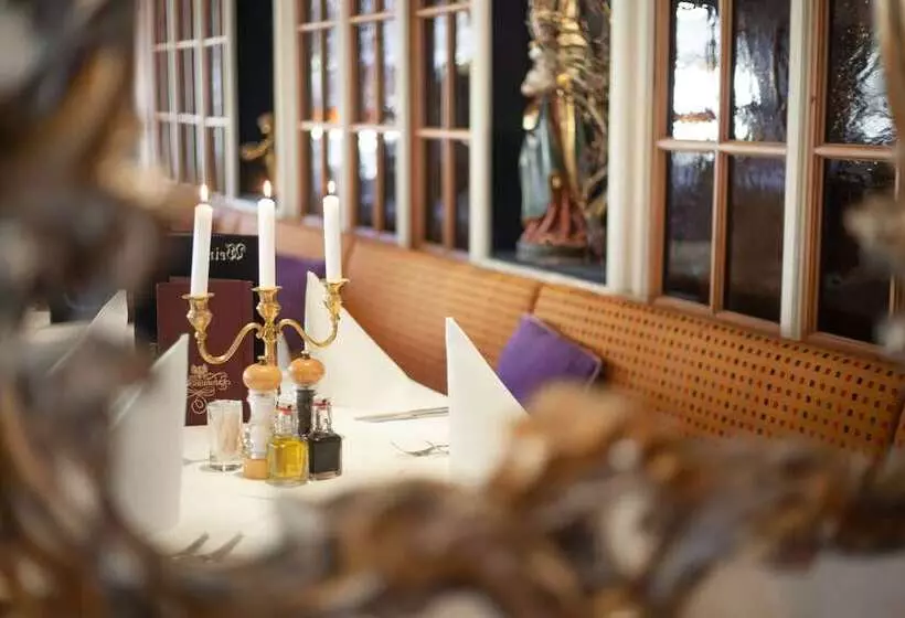 Das Traditionshotel Schwarzer Adler