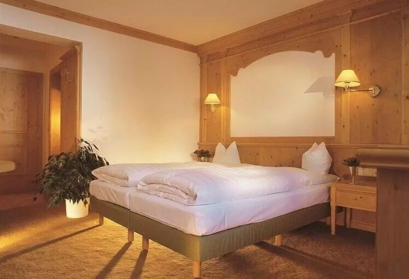 ホテル Zum Pinzger