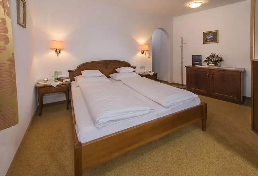 ホテル Zum Pinzger