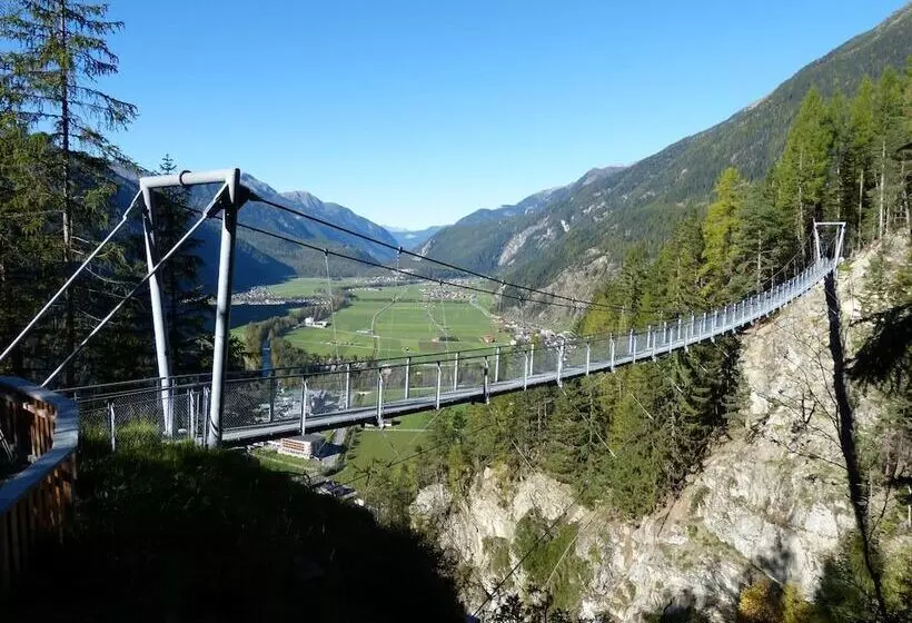 פנסיון Alpengasthof Köfels