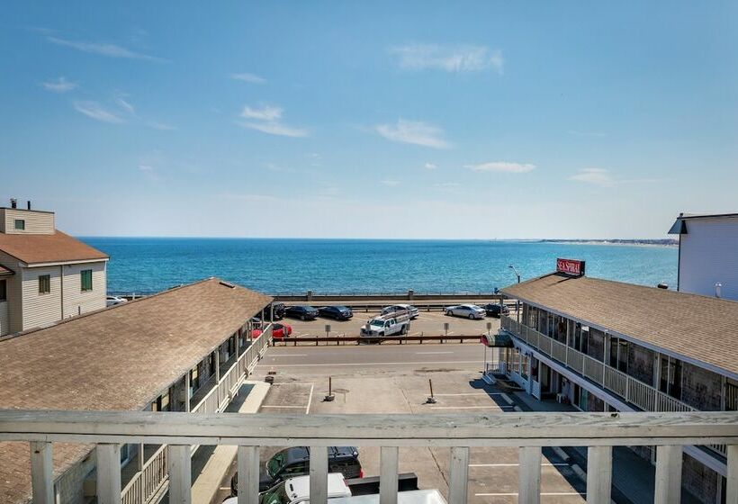 Sea Spiral Suites & Motel