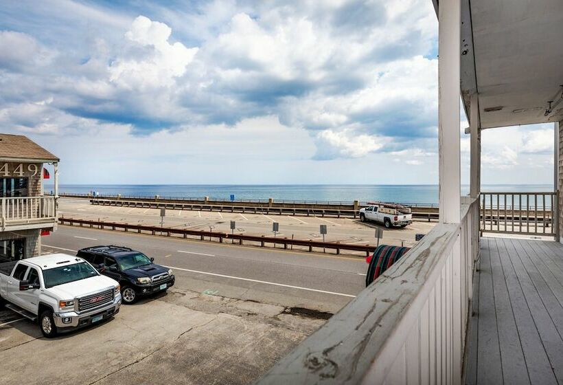 Sea Spiral Suites & Motel