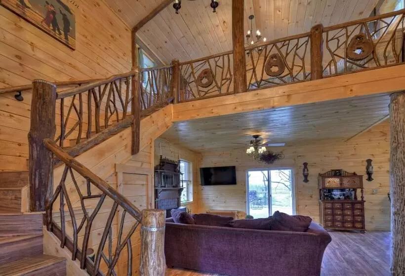 Treehouse Ellijay Star5vacations