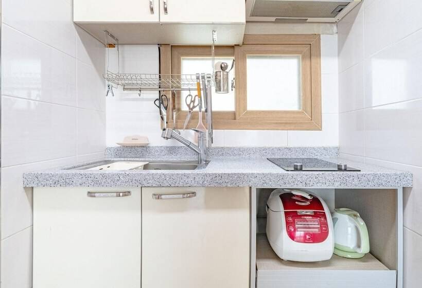 Yeosu Moranggee Pension