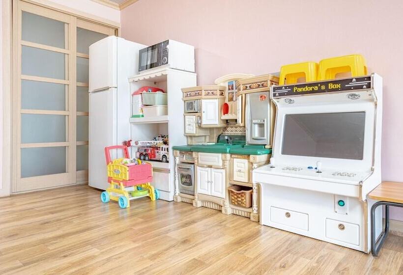 Yeosu Moranggee Pension