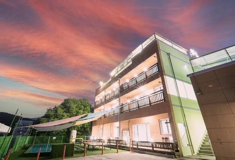 Yeosu Moranggee Pension