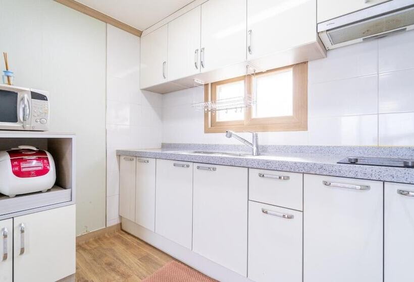 Yeosu Moranggee Pension