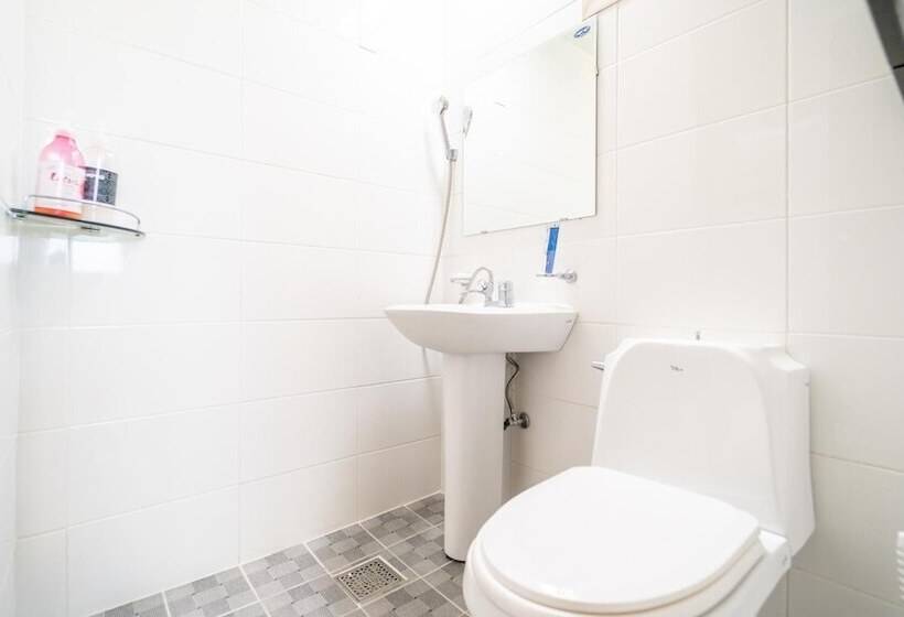 Yeosu Moranggee Pension