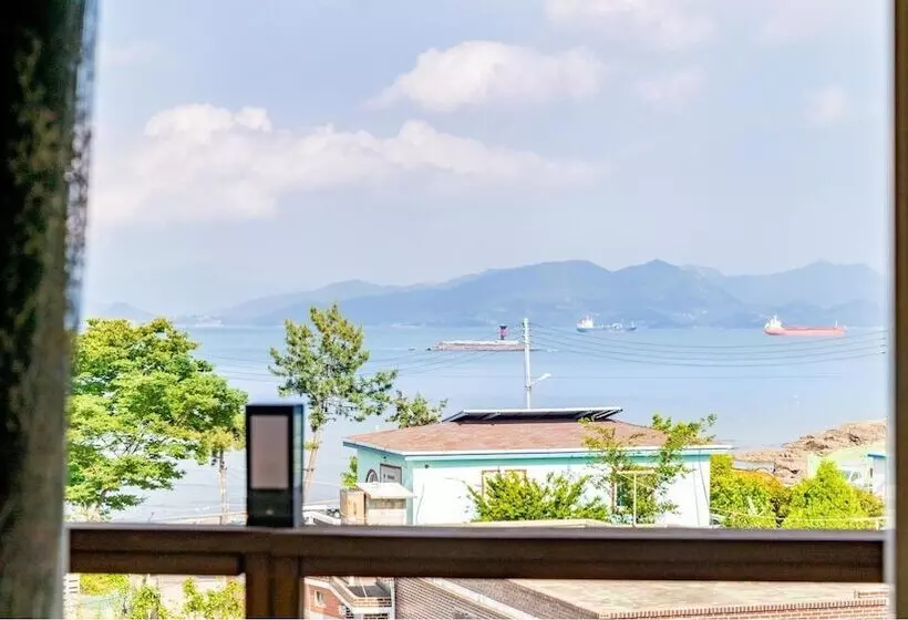Yeosu Moranggee Pension