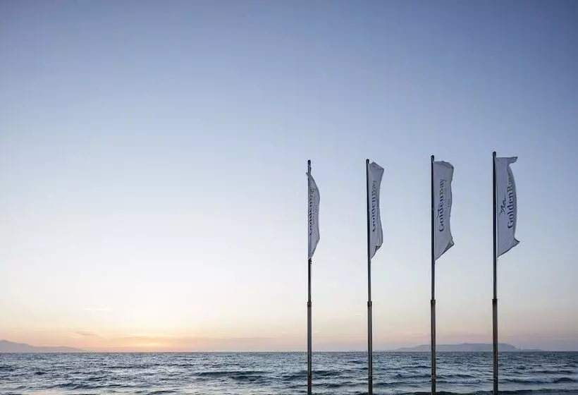 Golden Bay Boutique Hotel & Bungalows