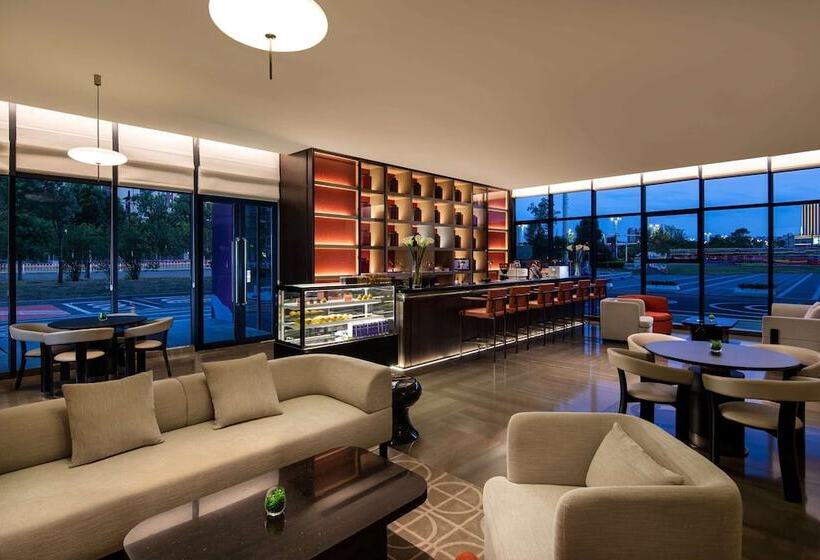 호텔 Ramada Plaza By Wyndham Xiangtan Wanlou