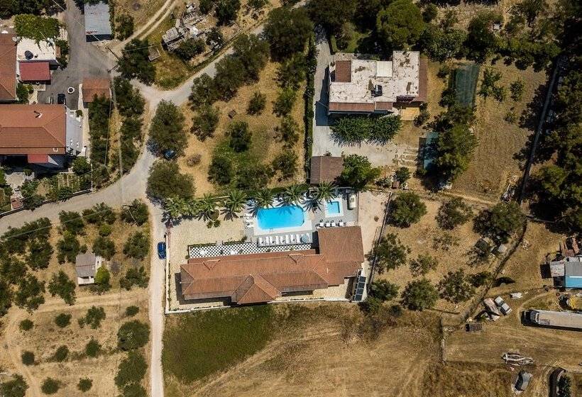 هتل Roseclub Apartments