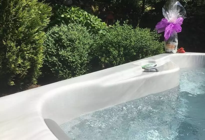 Residenssi Thistle Haugh, The Peaceful House With A Hot Tub