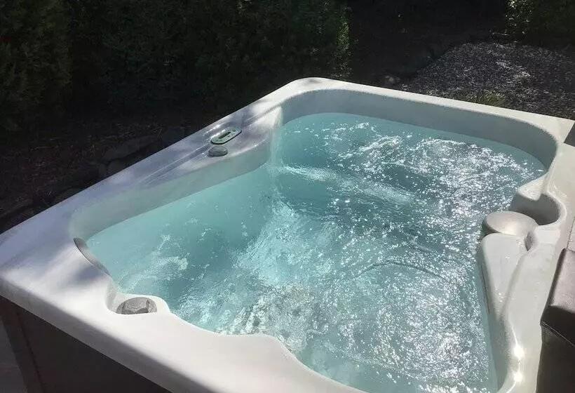 Residenssi Thistle Haugh, The Peaceful House With A Hot Tub