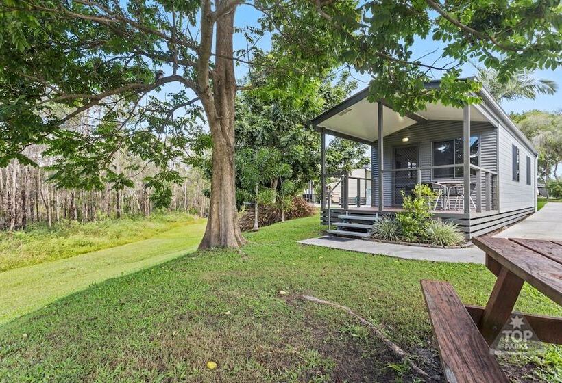 渡假胜地 Tin Can Bay Tourist Park