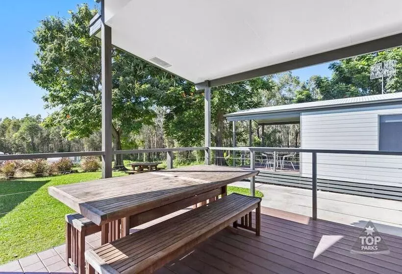 Lomakeskus Tin Can Bay Tourist Park