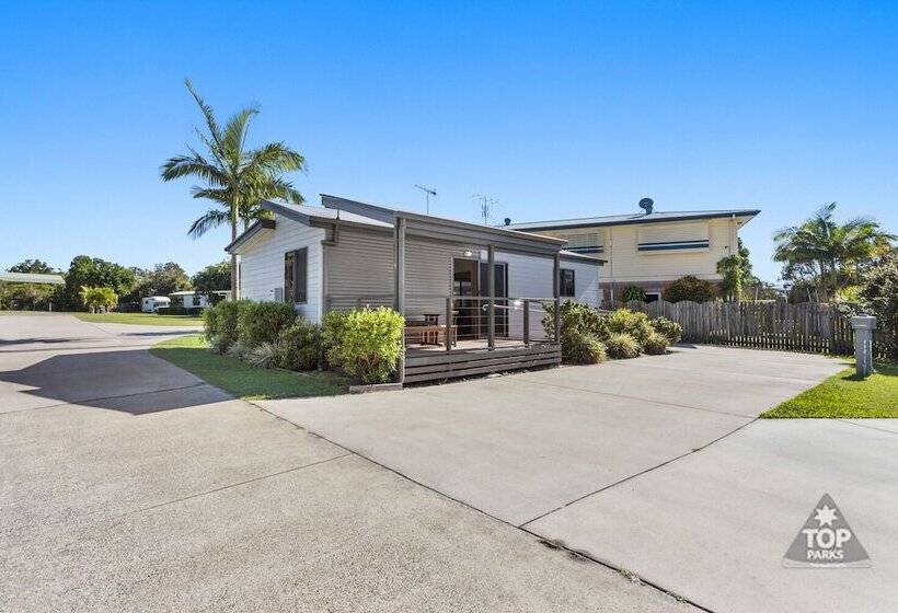 渡假胜地 Tin Can Bay Tourist Park