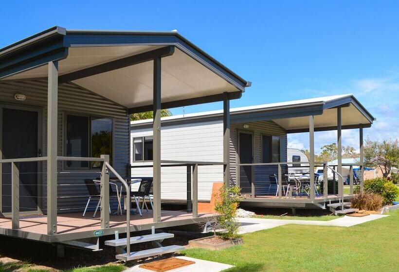 渡假胜地 Tin Can Bay Tourist Park