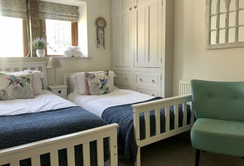 Wuthering Cottage Haworth Stylish, Cosy & Comfy