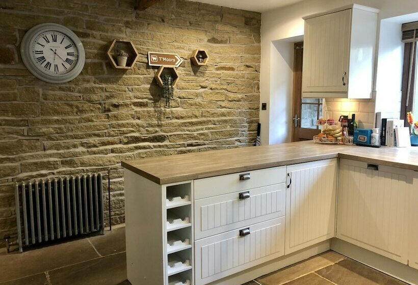 Wuthering Cottage Haworth Stylish, Cosy & Comfy