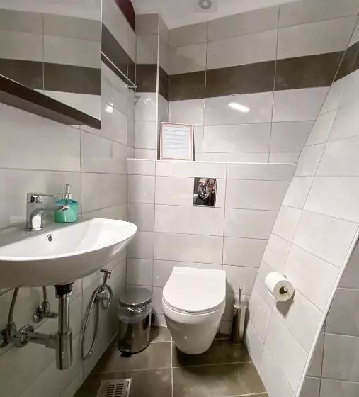 پانسیون Casa Dasyra