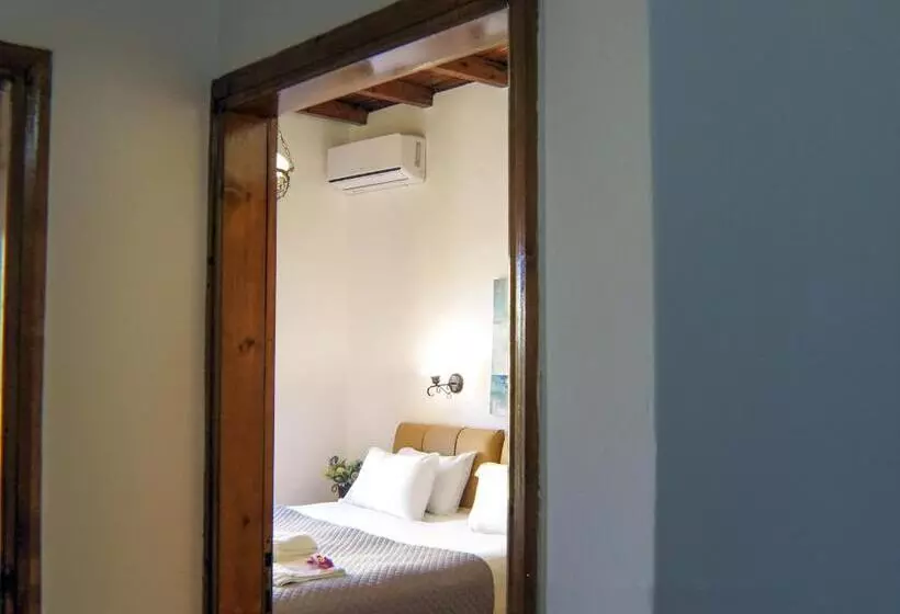 پانسیون Casa Dasyra