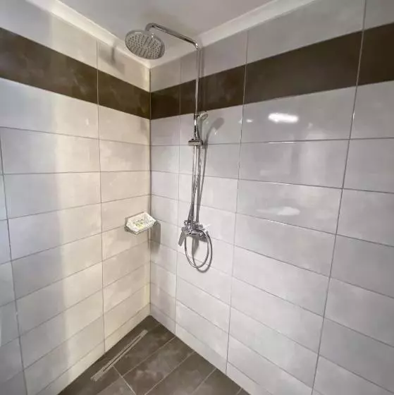 پانسیون Casa Dasyra