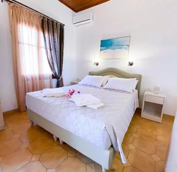 پانسیون Casa Dasyra