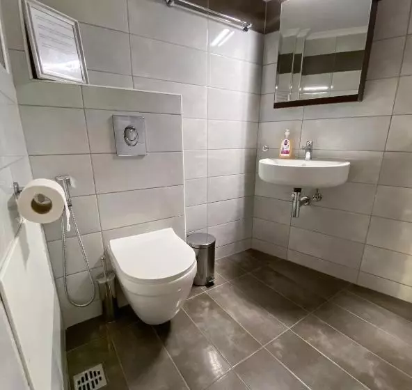 پانسیون Casa Dasyra